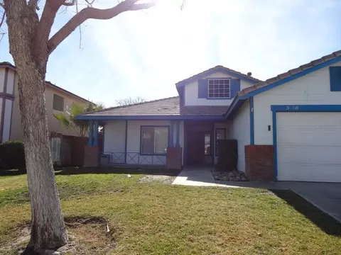 3050 Hildreth Ct, Lancaster, CA 93535 photo 1