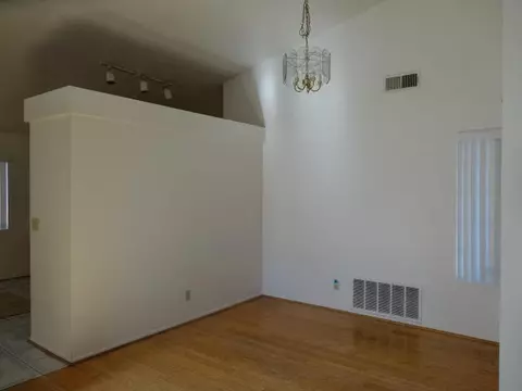 3050 Hildreth Ct, Lancaster, CA 93535 photo 3