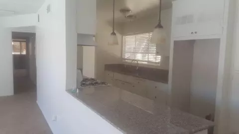 1122 E Avenue K, Lancaster, CA 93535 photo 2