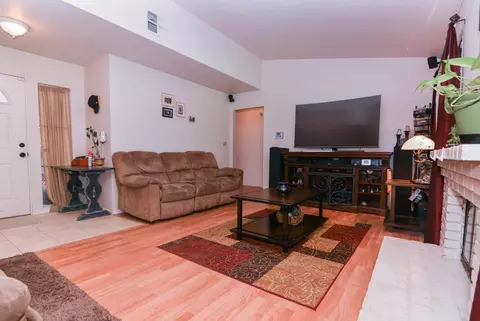 38650 27th St E, Palmdale, CA 93550 photo 4