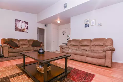 38650 27th St E, Palmdale, CA 93550 photo 2