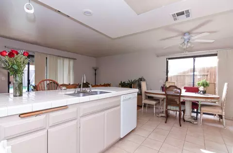 38650 27th St E, Palmdale, CA 93550 photo 14