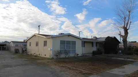 45123 Trevor Ave, Lancaster, CA 93534 photo 3