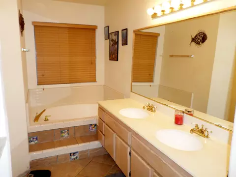 1557 Silvia Ave, Lancaster, CA 93535 photo 23