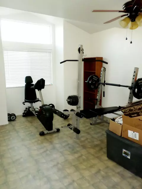 1557 Silvia Ave, Lancaster, CA 93535 photo 18