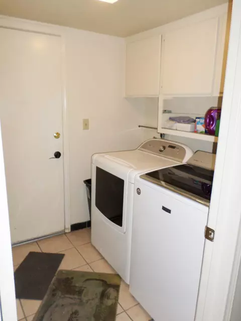1557 Silvia Ave, Lancaster, CA 93535 photo 10