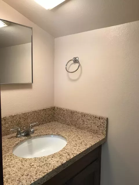 43027 W 41st St, Lancaster, CA 93536 photo 32