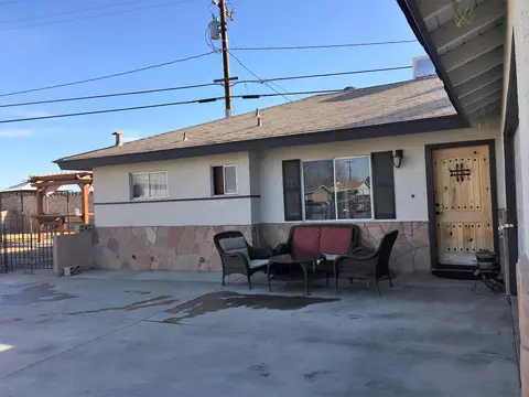 45422 Foxton Ave, Lancaster, CA 93535 photo 3