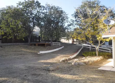 21504 Indian Wells Dr, Tehachapi, CA 93561 photo 23
