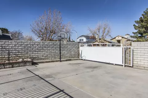 37319 37th St E, Palmdale, CA 93550 photo 32