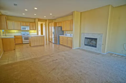 1147 James Ct, Lancaster, CA 93535 photo 7