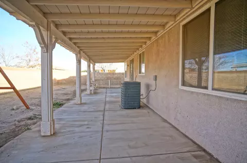 1147 James Ct, Lancaster, CA 93535 photo 22