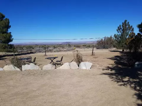 22702 Fort Tejon Rd, Llano, CA 93544 photo 3