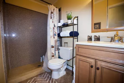 44621 E 26th St, Lancaster, CA 93535 photo 8