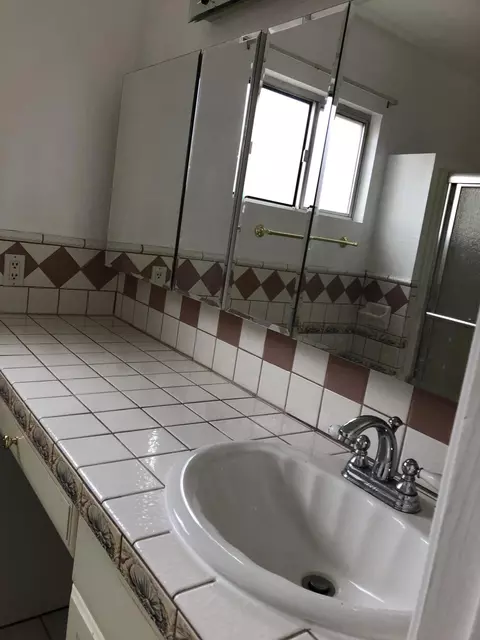 1839 Nessa Dr, Lancaster, CA 93535 photo 9