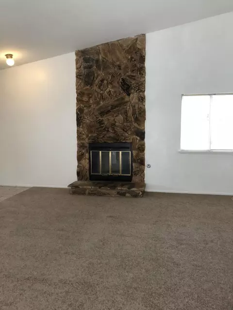 1839 Nessa Dr, Lancaster, CA 93535 photo 3