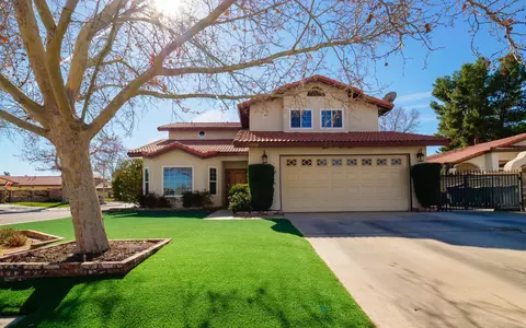1348 Sun Ct, Lancaster, CA 93535 photo 1