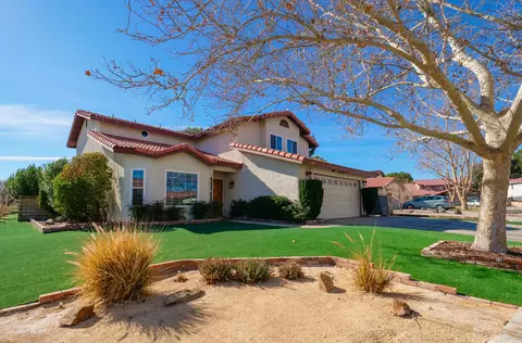 1348 Sun Ct, Lancaster, CA 93535 photo 2