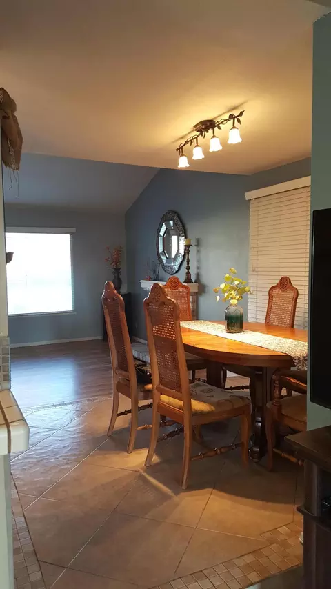 44137 7th St E, Lancaster, CA 93535 photo 9