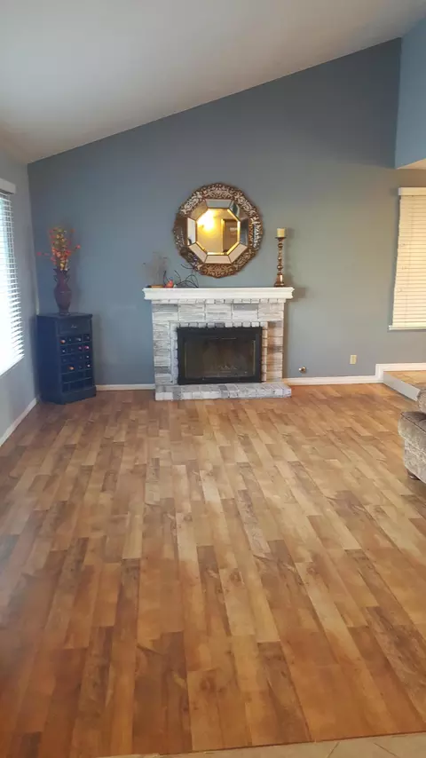44137 7th St E, Lancaster, CA 93535 photo 4