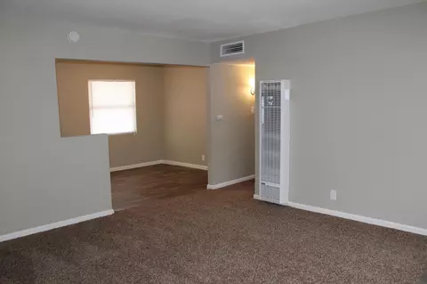 15973 Lawrence Dr, Mojave, CA 93501 photo 6