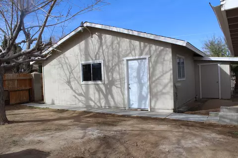 15973 Lawrence Dr, Mojave, CA 93501 photo 15
