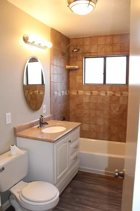 15973 Lawrence Dr, Mojave, CA 93501 photo 10