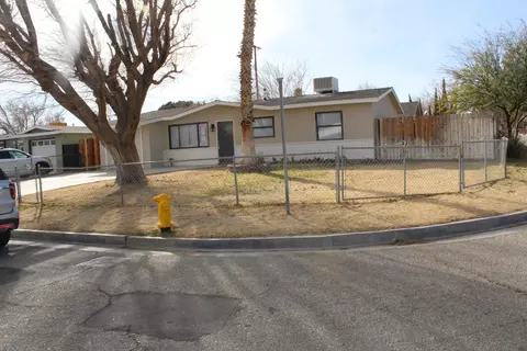 15973 Lawrence Dr, Mojave, CA 93501 photo 18