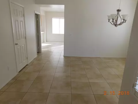 43144 Carpenter Dr, Lancaster, CA 93535 photo 6