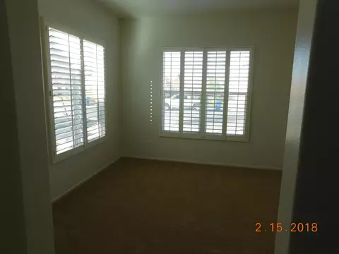 43144 Carpenter Dr, Lancaster, CA 93535 photo 4