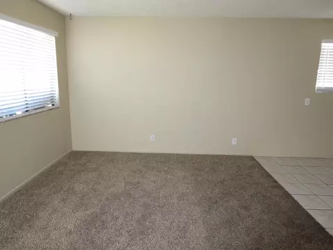 45526 Lorimer Ave, Lancaster, CA 93534 photo 9