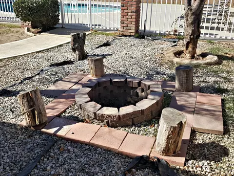 37713 Maureen St, Palmdale, CA 93550 photo 34