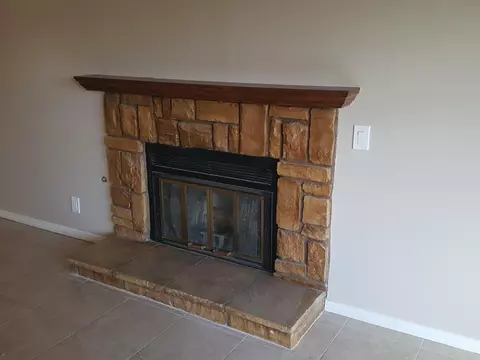 37713 Maureen St, Palmdale, CA 93550 photo 8