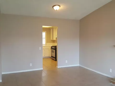 37713 Maureen St, Palmdale, CA 93550 photo 10