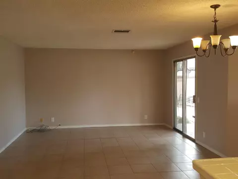 37713 Maureen St, Palmdale, CA 93550 photo 15