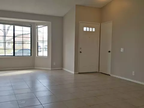 37713 Maureen St, Palmdale, CA 93550 photo 5