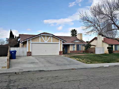 37713 Maureen St, Palmdale, CA 93550 photo 3