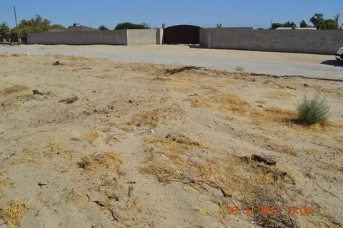 45938 30th St E, Lancaster, CA 93535 photo 3