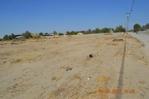 45938 30th St E, Lancaster, CA 93535 photo 5