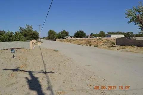 45938 30th St E, Lancaster, CA 93535 photo 8