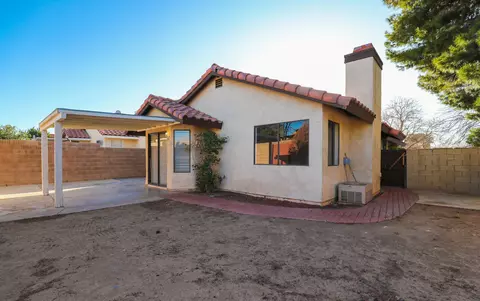 37056 32nd St E, Palmdale, CA 93550 photo 22