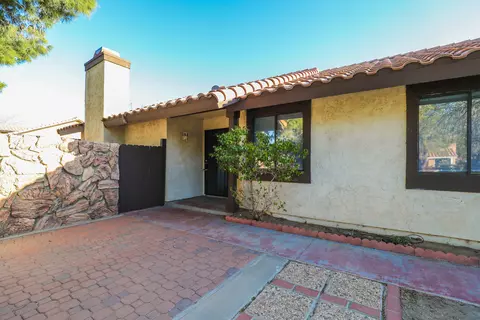 37056 32nd St E, Palmdale, CA 93550 photo 3