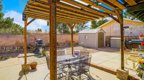 710 E Avenue K8, Lancaster, CA 93535 photo 12
