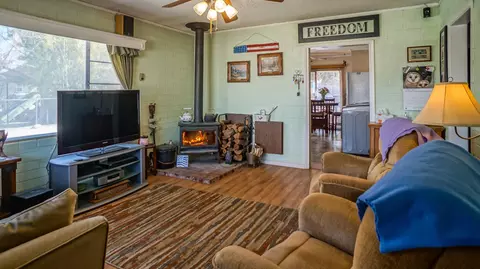 710 E Avenue K8, Lancaster, CA 93535 photo 3