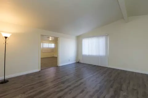 443 E Nugent St, Lancaster, CA 93535 photo 5