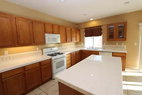 3118 E Avenue K2, Lancaster, CA 93535 photo 5