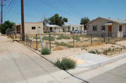 2223 Trinity Ave, Mojave, CA 93501 photo 4
