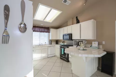 35867 E 53rd St, Palmdale, CA 93552 photo 9