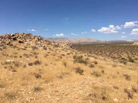 8730 Backus Rd, Mojave, CA 93501 photo 17