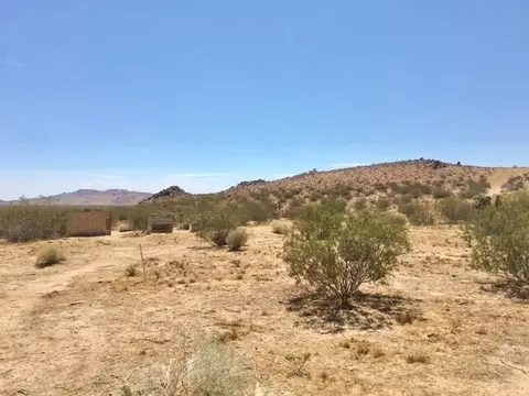 8730 Backus Rd, Mojave, CA 93501 photo 14